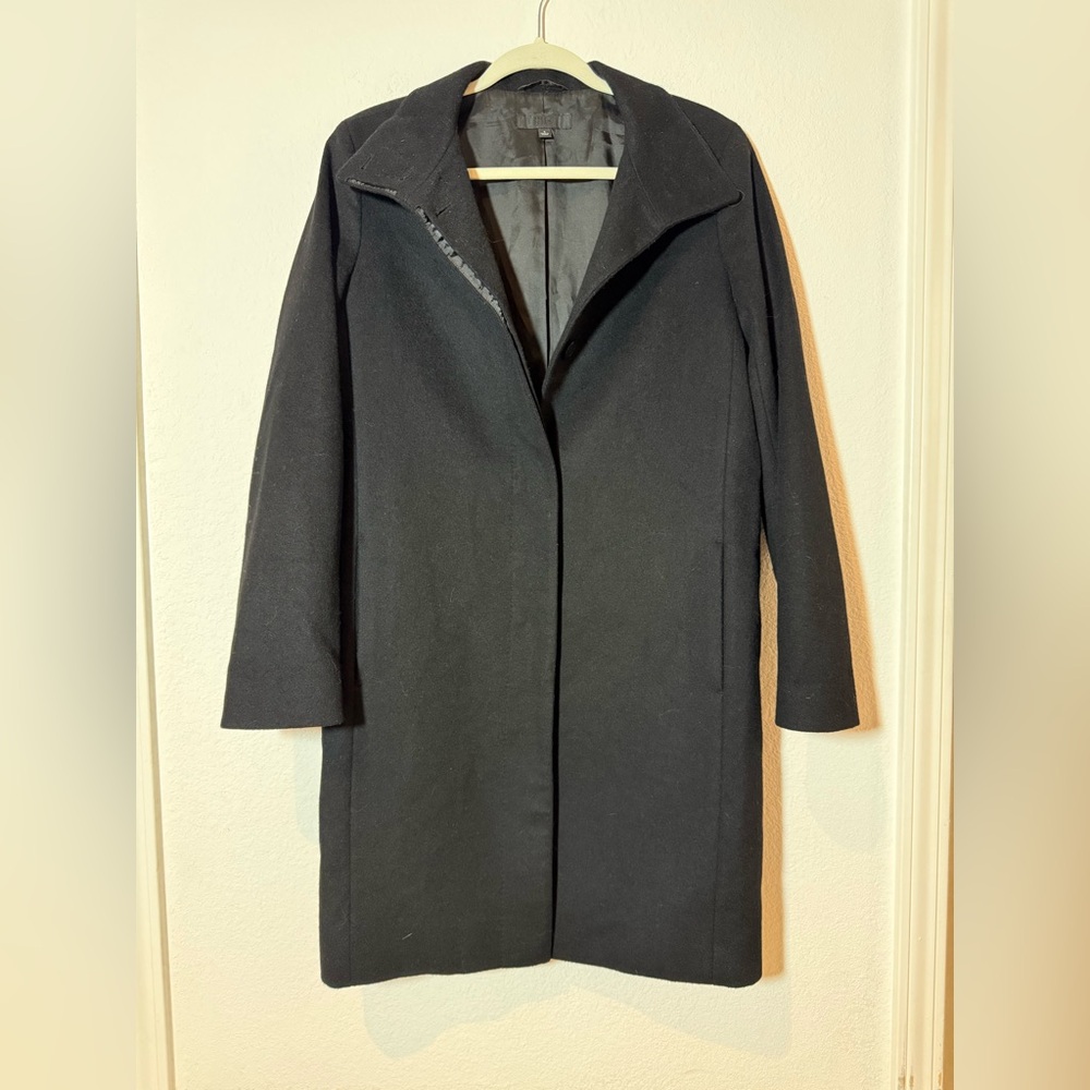 Uniqlo Classic Wool Blend Black Women's Coat Size Small